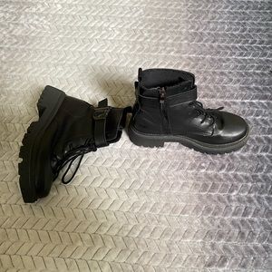 Women’s Combat Boots